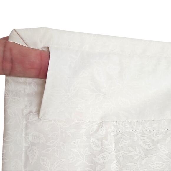 Hand Crafted Embroidered Quilted Wall Art with Winter Scene Cabin in the Woods - Picture 6 of 6